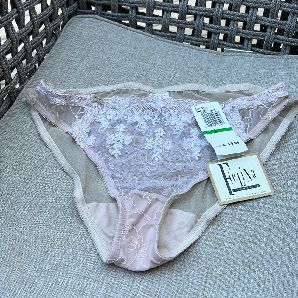 NWT Felina lingerie size L